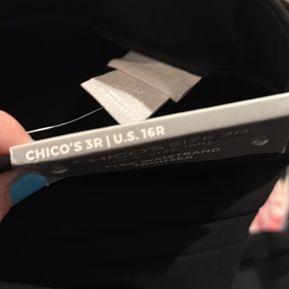 CHICO'S Flex Waist Modern Tailored Classic Trouser Pants in Black Careerwear 16R - Picture 8 of 16